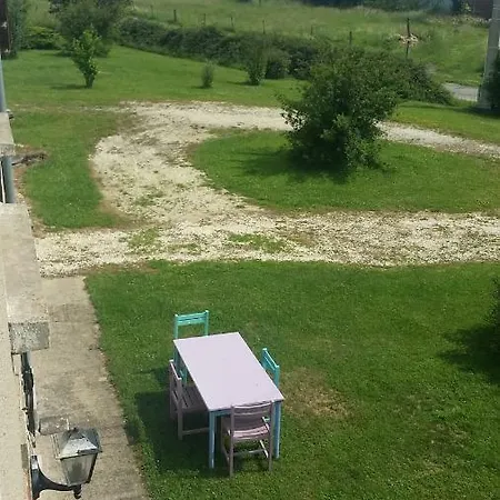 Chez Claudine Сasa de vacaciones Forges-sur-Meuse