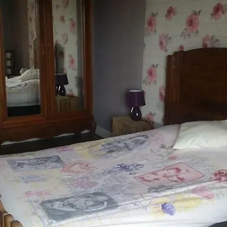 Chez Claudine بيت للعطل