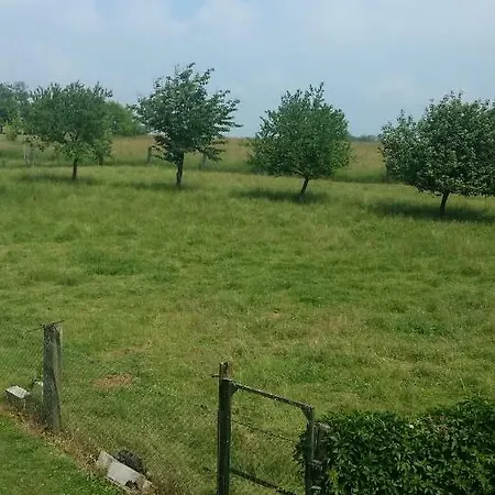 Chez Claudine Сasa de vacaciones *