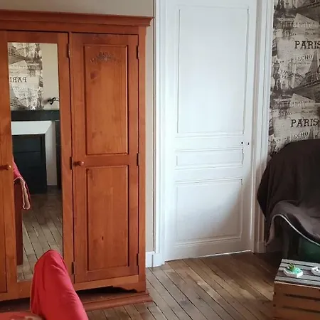 Chez Claudine بيت للعطل *